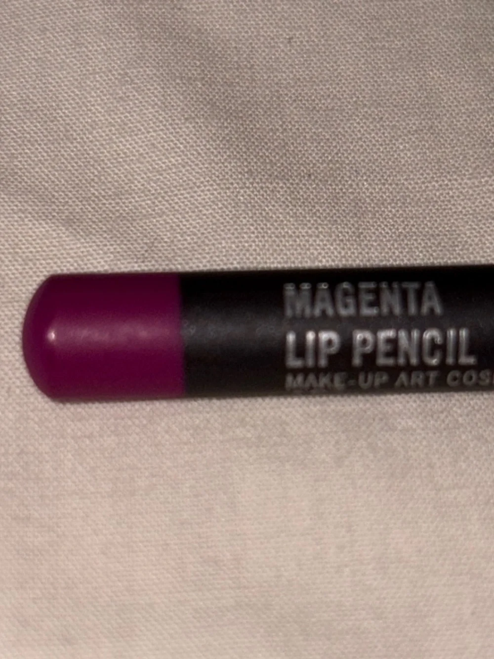 MAC Cosmetics Lip Pencil (Magenta)